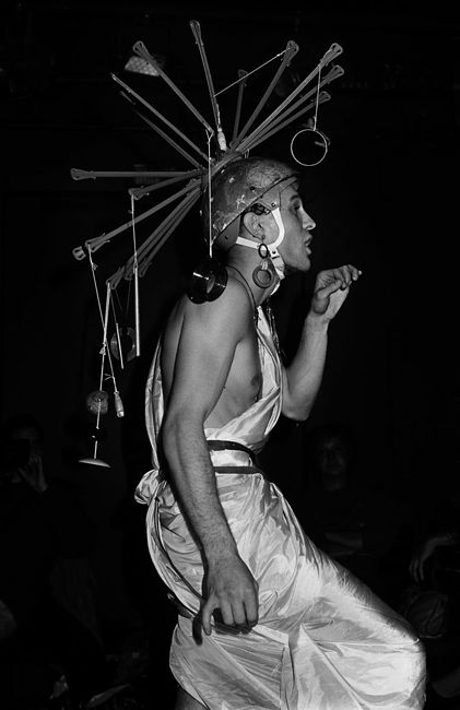 Andrey Bezukladnikov. Contemporary artists. Gor Chahal. Moscow, 1986